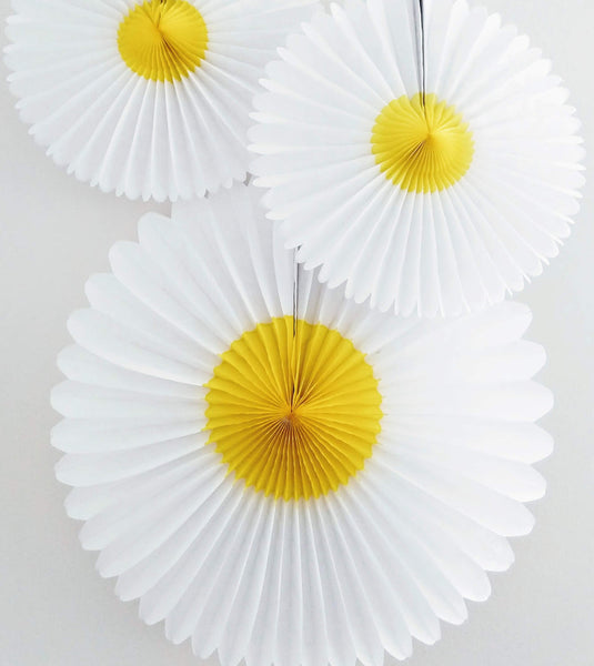 Yellow Daisy Paper Party Fan (Choose your size)